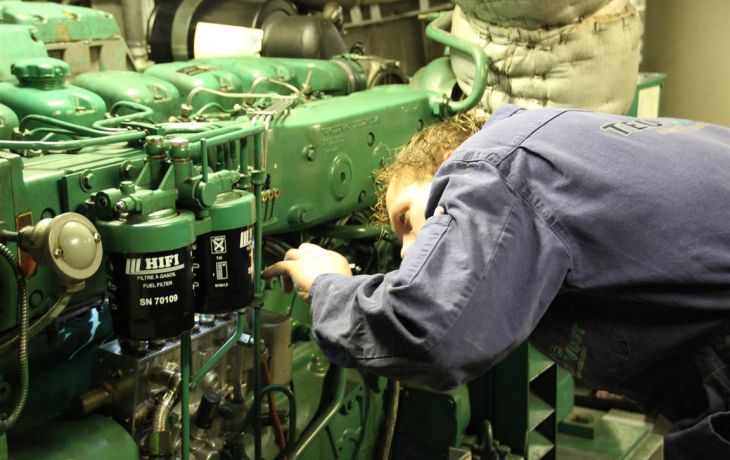 Bovenbouwrevisie Volvo D34A en onderhoud Volvo TAMD122A generatorsets
